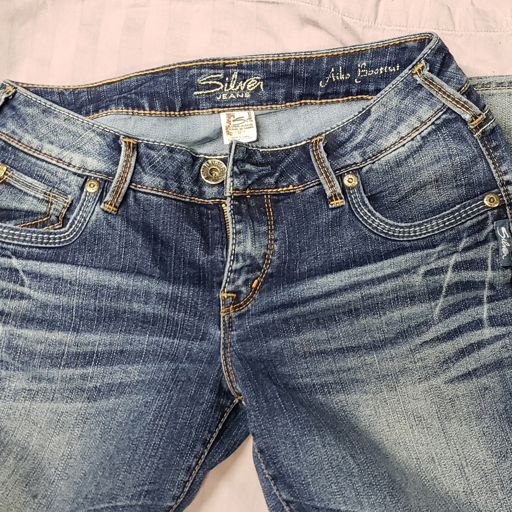 SILVER JEANS